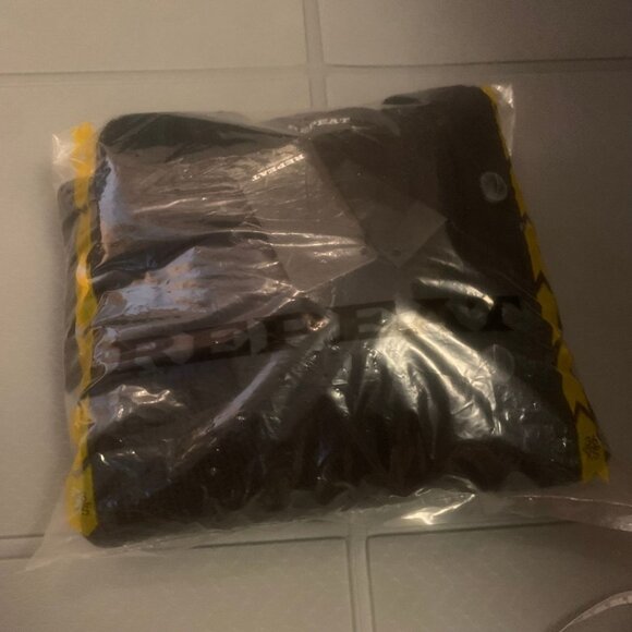 REPEAT CASHMERE Cropped Merino Wool Cardigan (NWT) - Picture 11 of 11